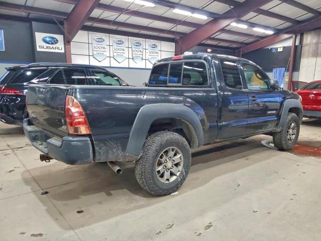 Toyota Tacoma Access Cab Image 7