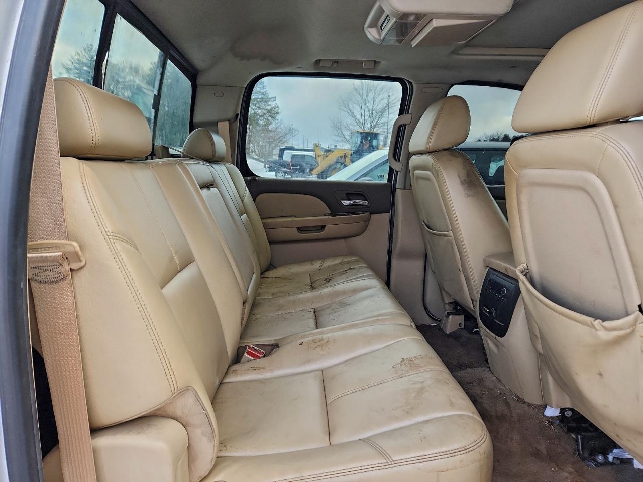 GMC Sierra K2500 Slt Image 3