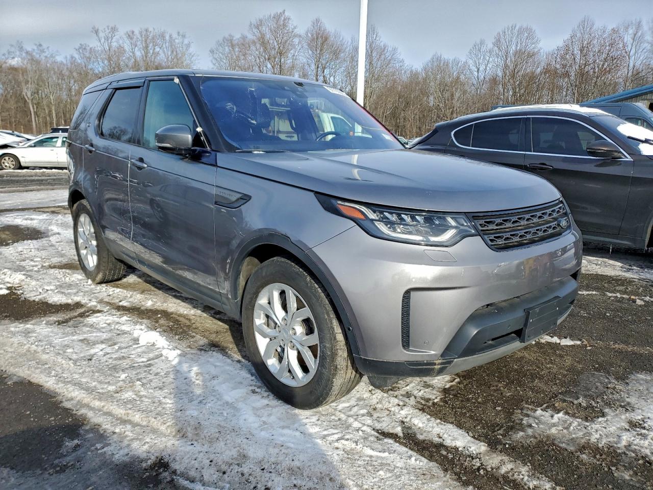 Land Rover Discovery Se Image 2