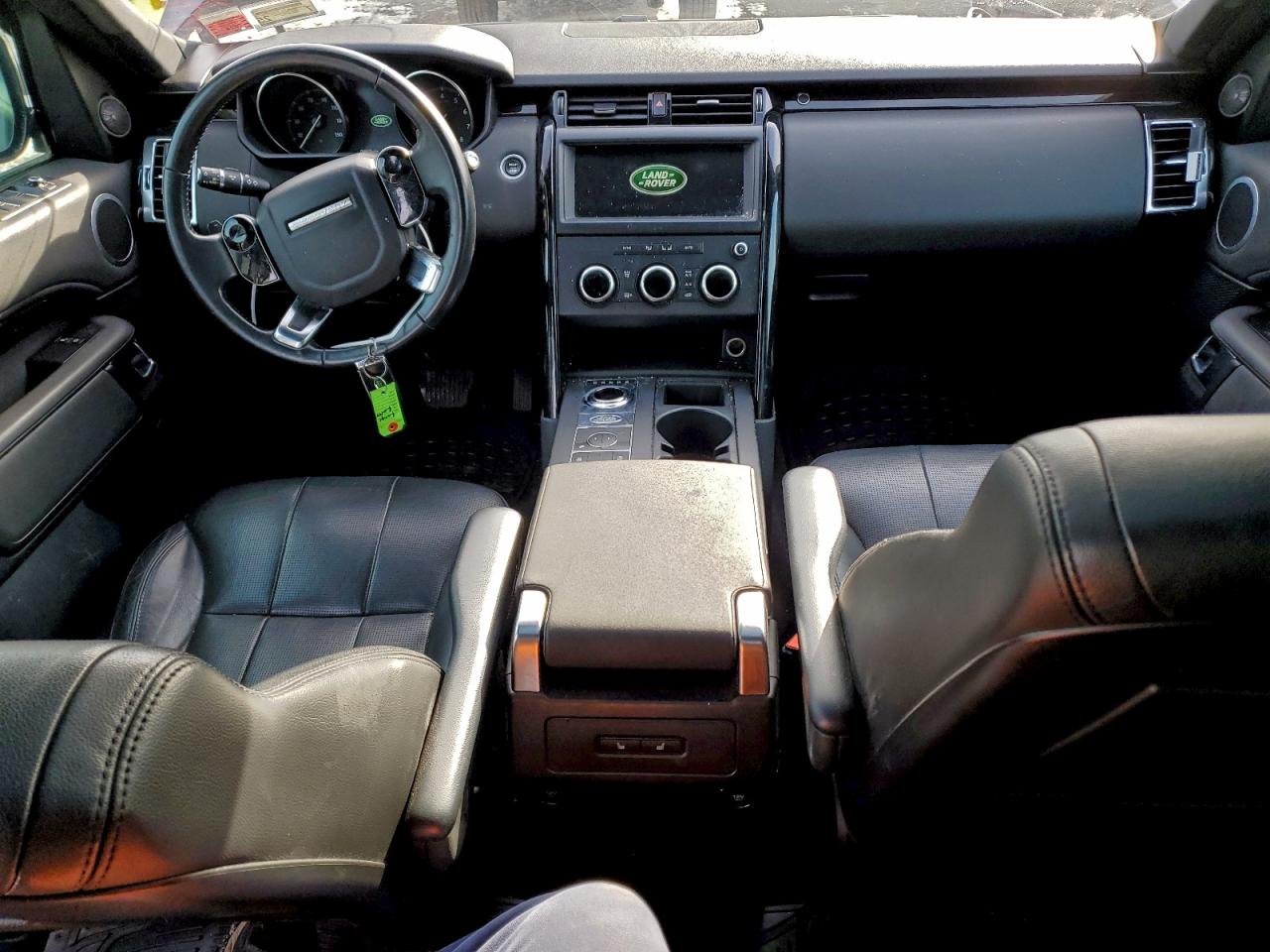 Land Rover Discovery Se Image 7