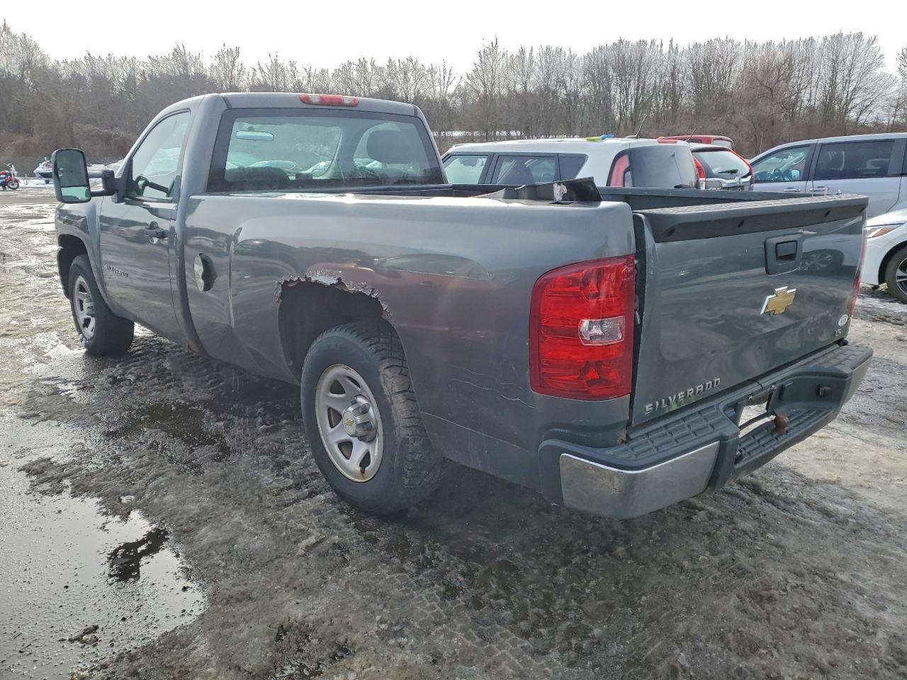 Chevrolet Silverado C1500 Image 12