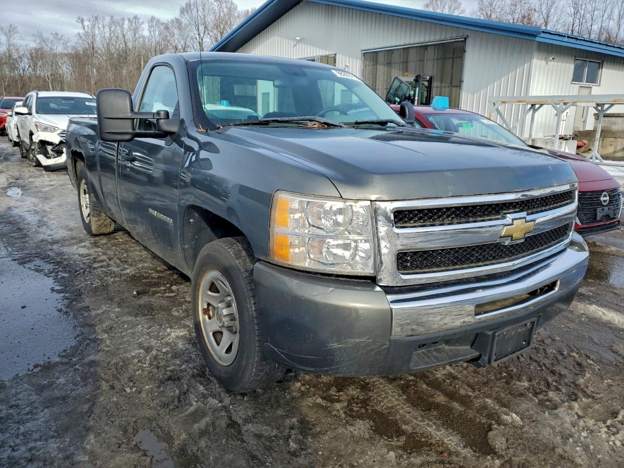 Chevrolet Silverado C1500 Image 9