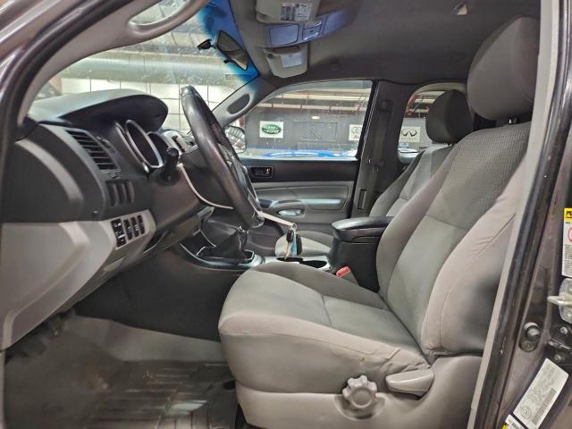 Toyota Tacoma Access Cab Image 12