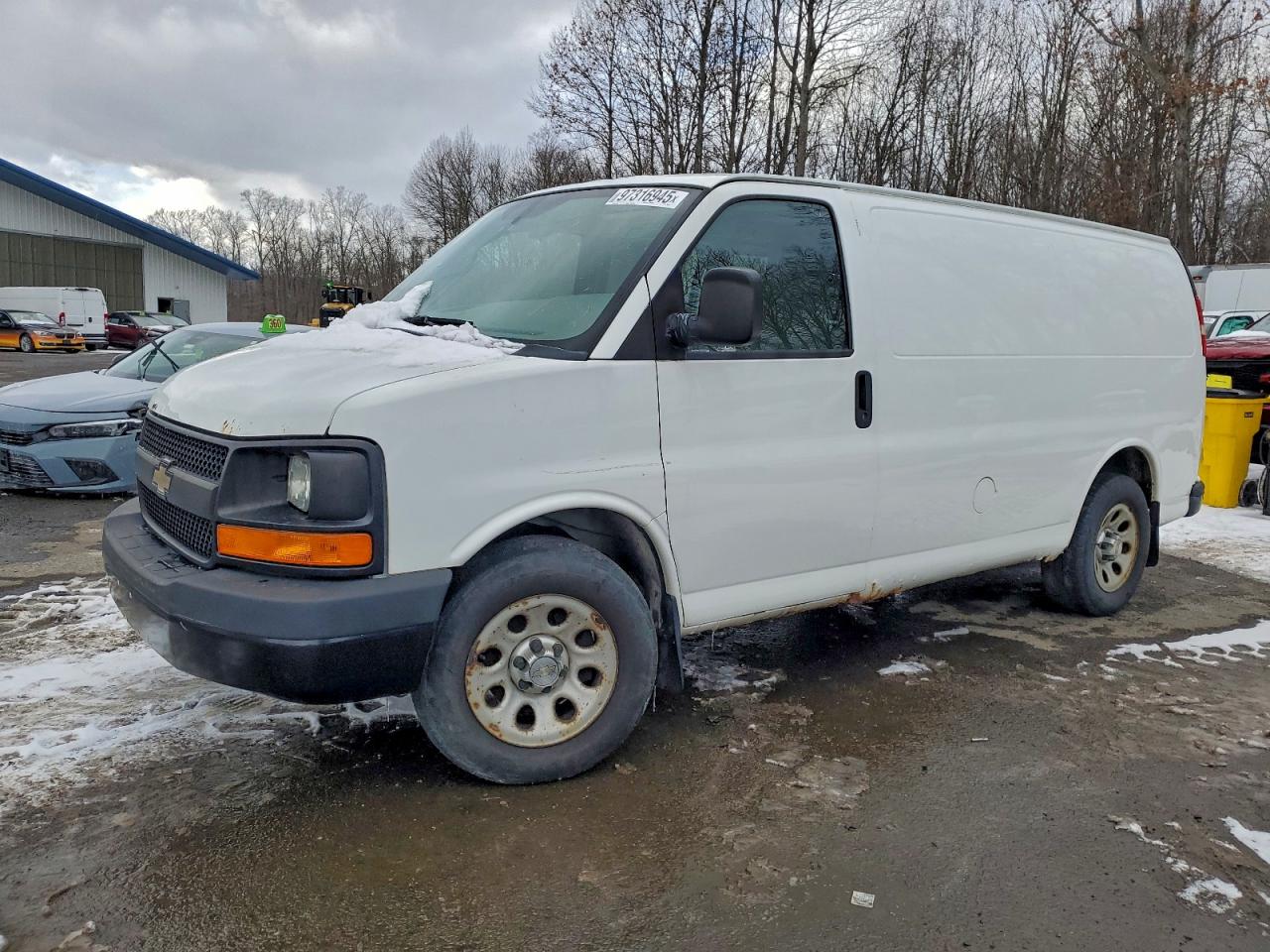 Chevrolet Express Image 1