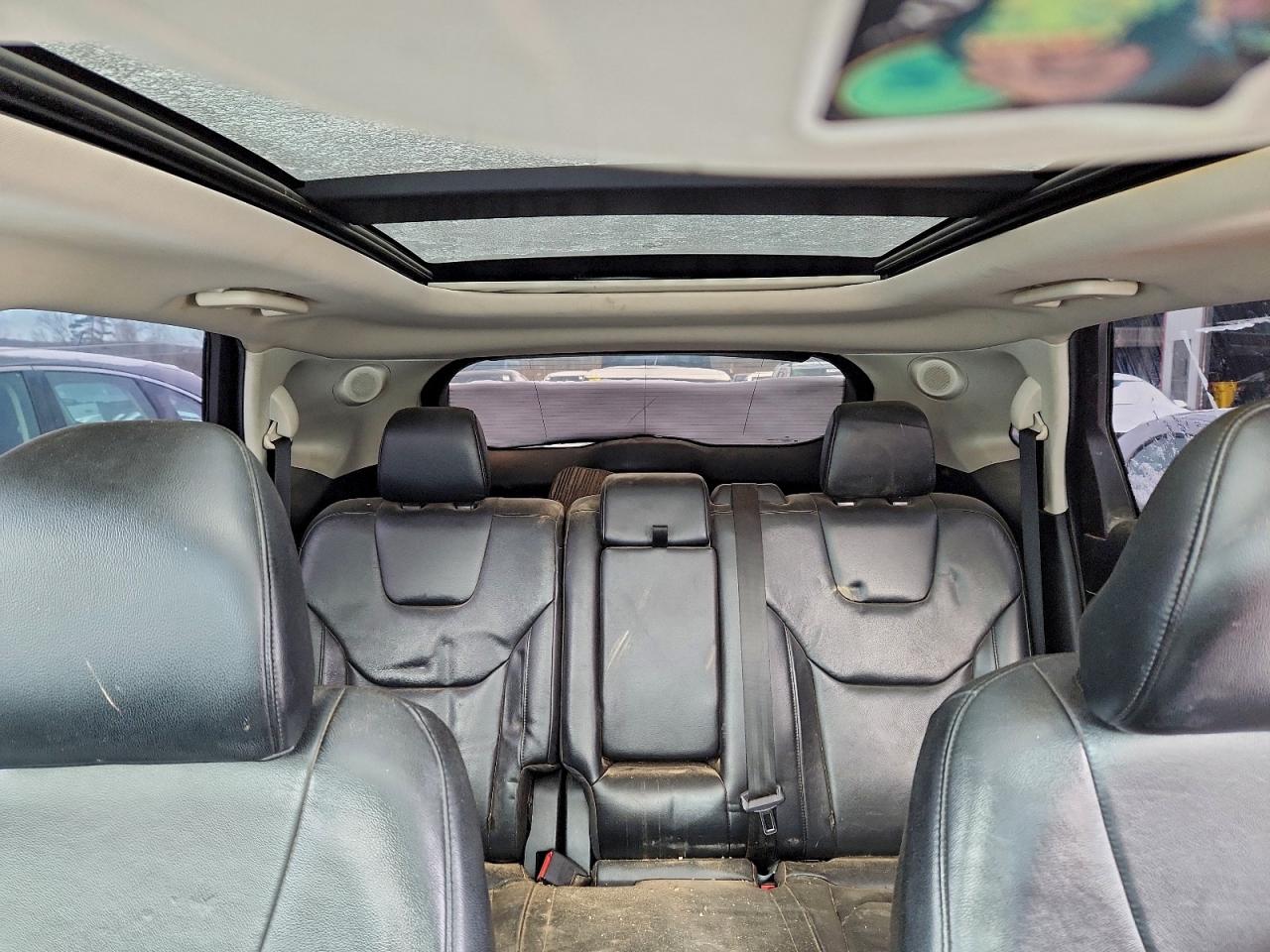 Ford Edge Titanium Image 7