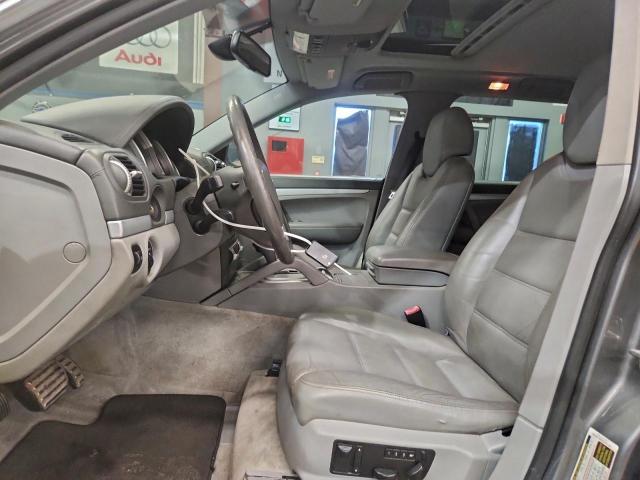 Porsche Cayenne S Image 4