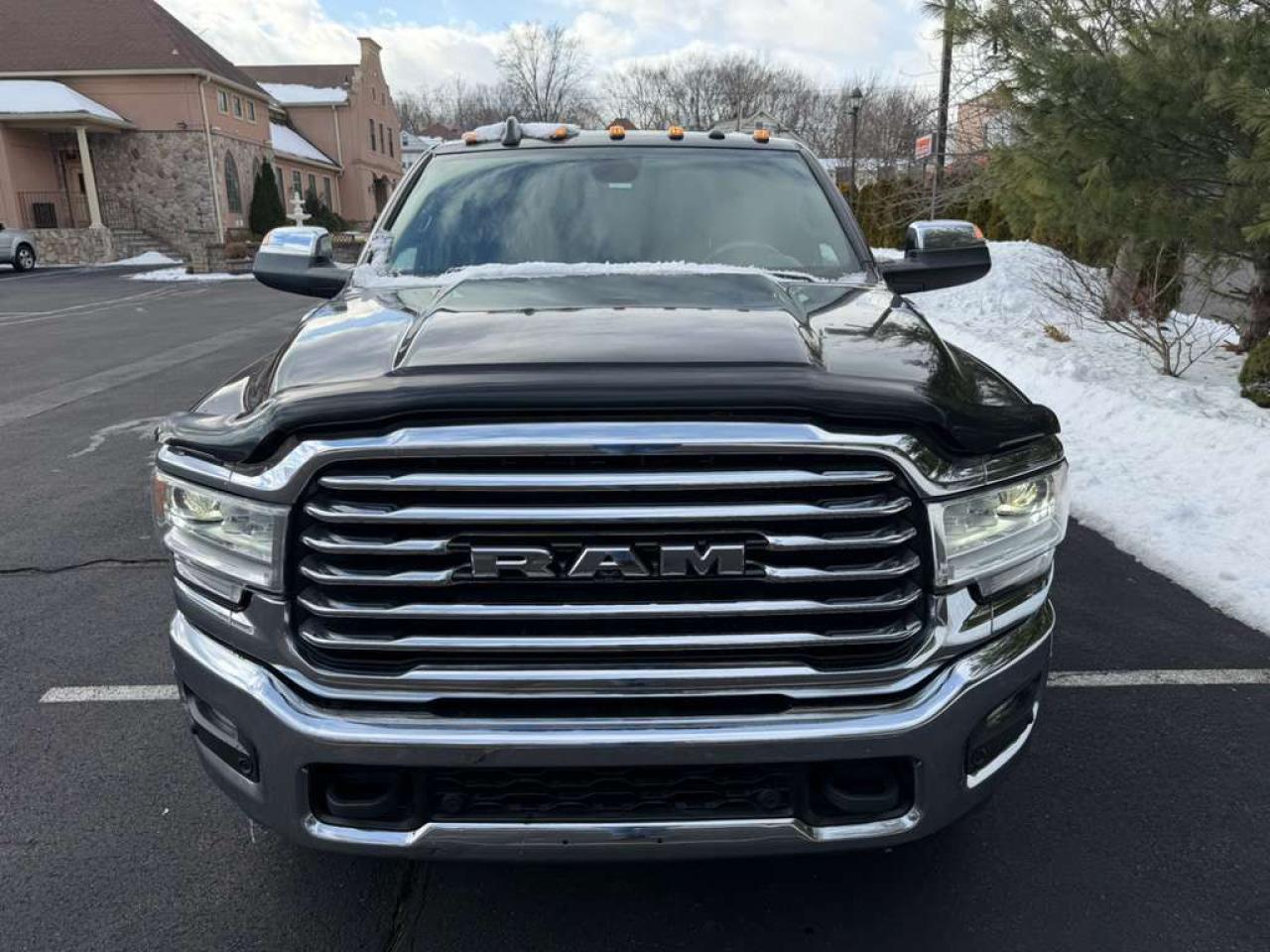 Ram 3500 Longhorn Image 3