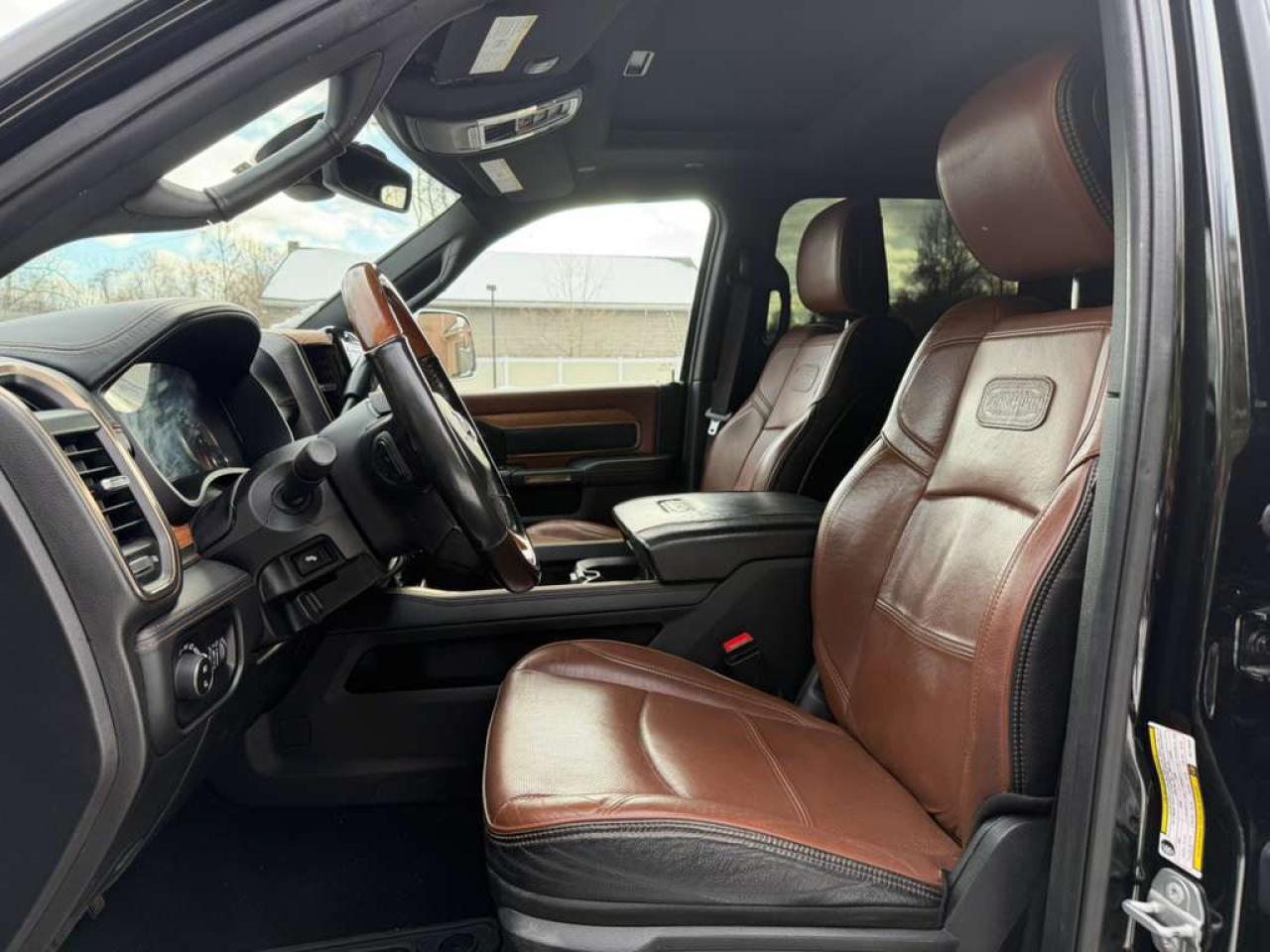 Ram 3500 Longhorn Image 13