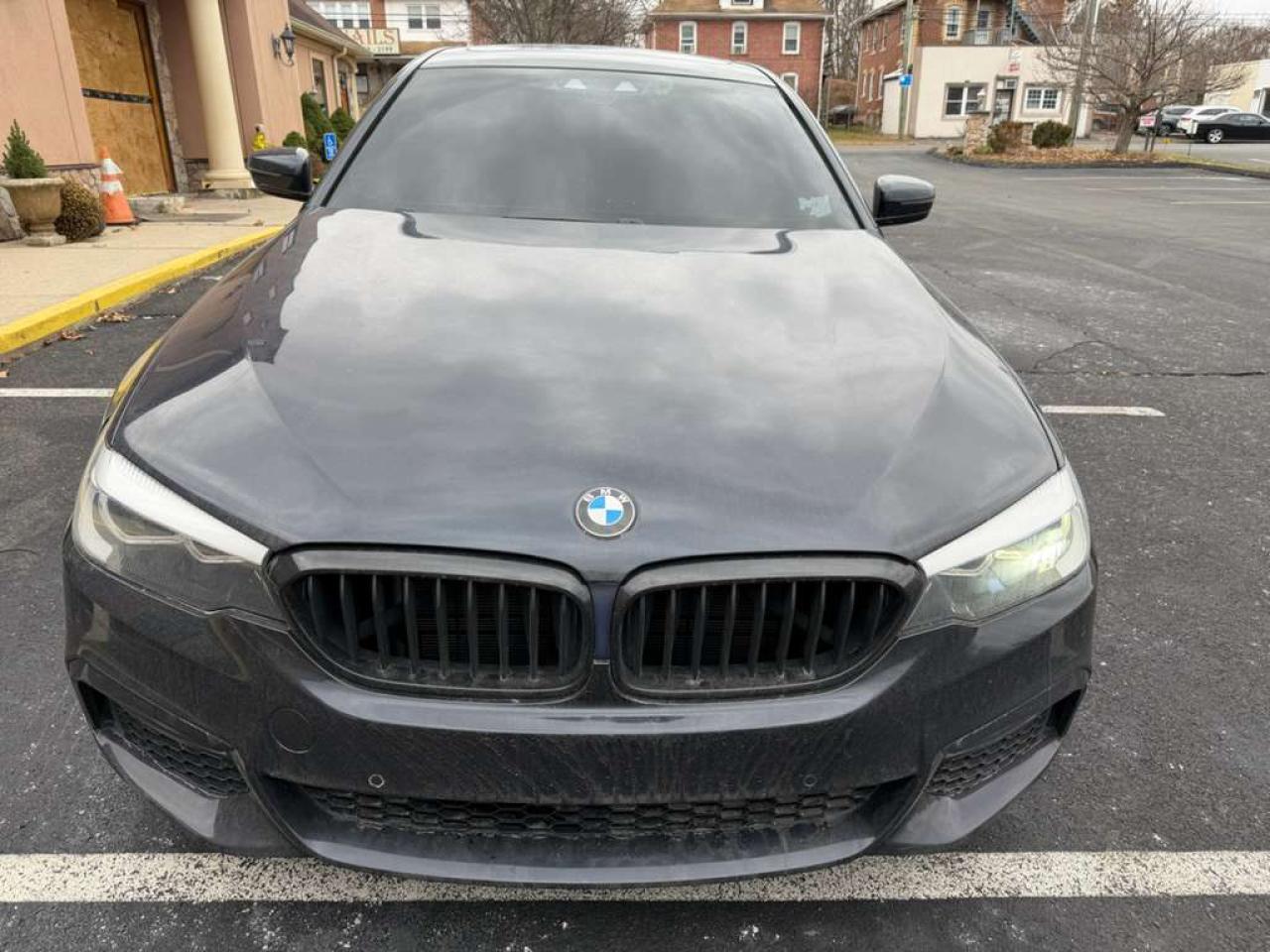 BMW 5 Series Xi Image 2