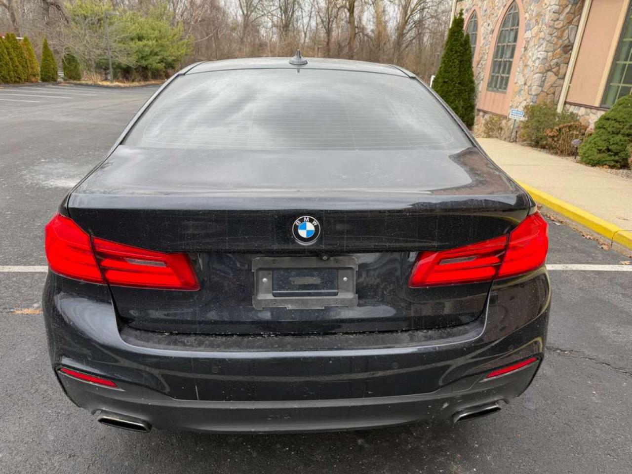 BMW 5 Series Xi Image 3