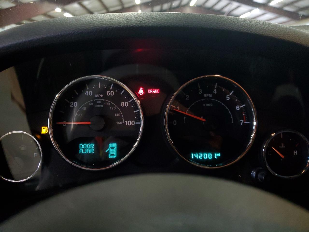 Jeep Wrangler Sport Image 11