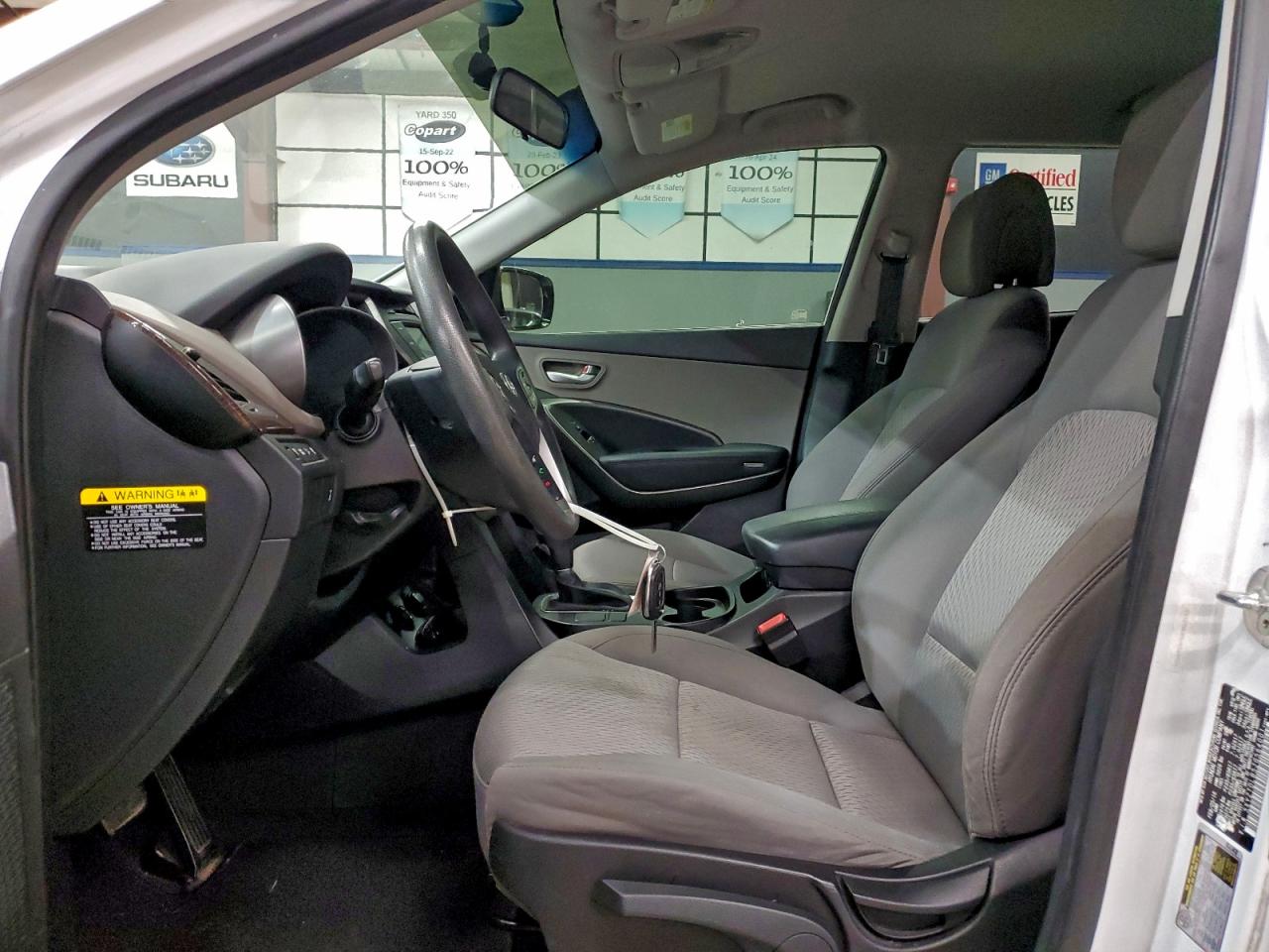 Hyundai SANTA FE Image 4