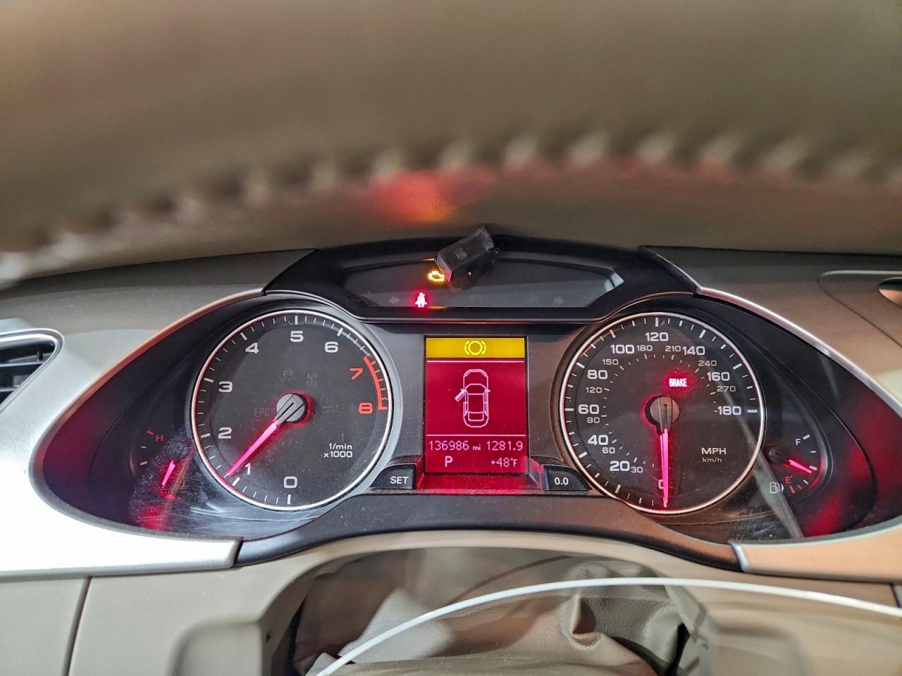 Audi A4 Premium Plus Image 12