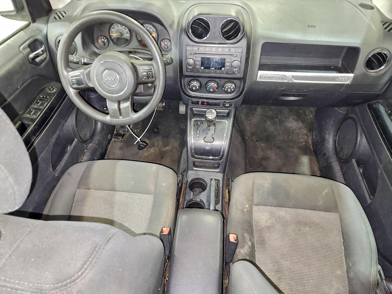 Jeep Compass Sport Image 2