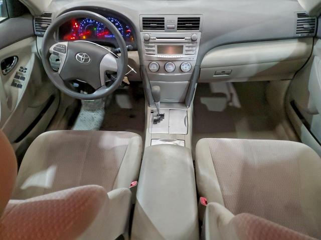 Toyota Camry Base Image 11