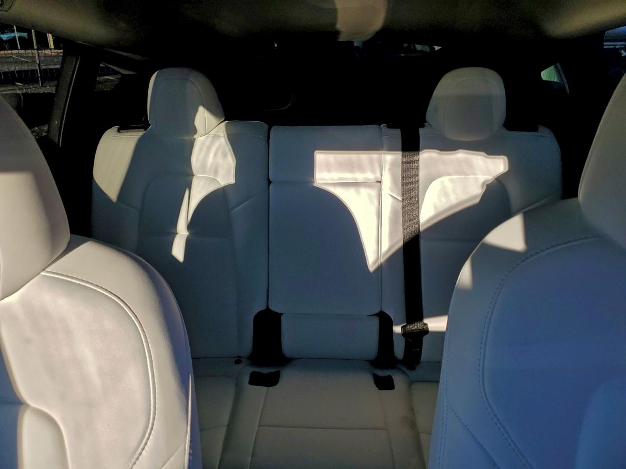 Tesla Model Y Image 9