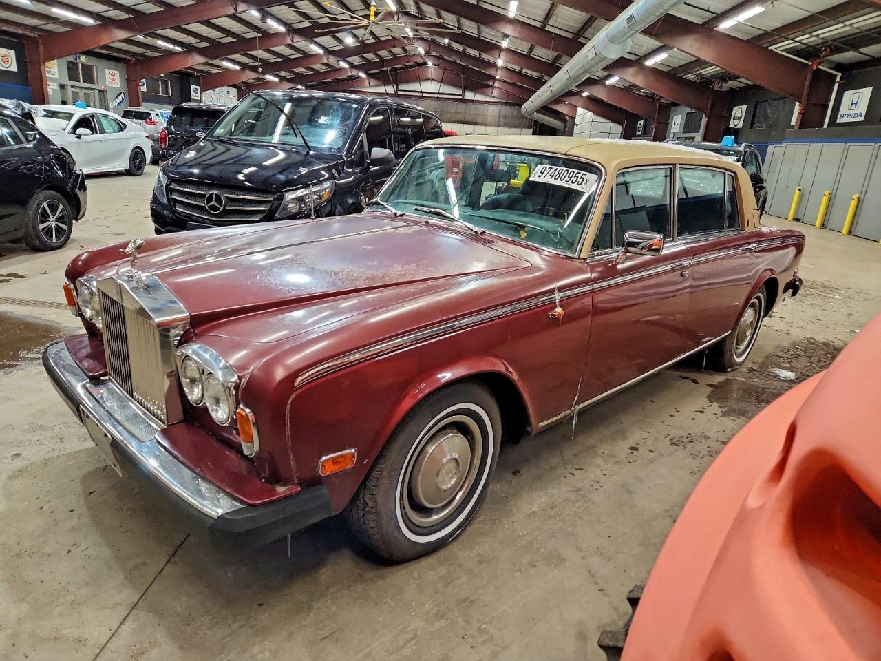 Rolls-Royce Silver Wra Image 1