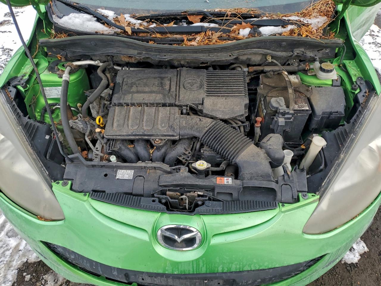 Mazda 2 Image 12