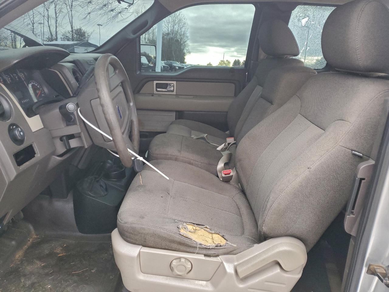 Ford F-150 Super Cab Image 7