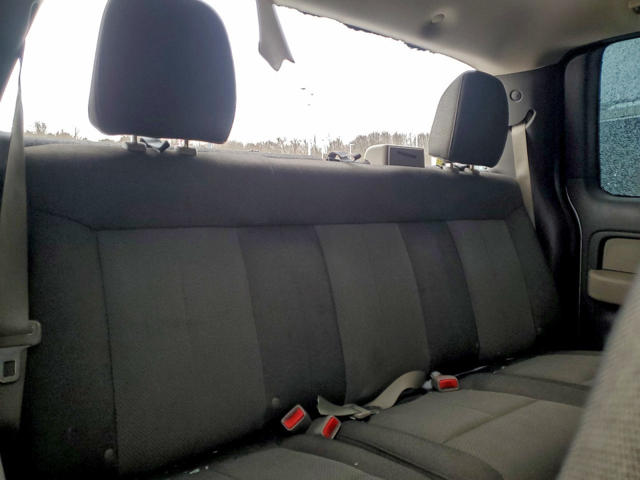 Ford F-150 Super Cab Image 10