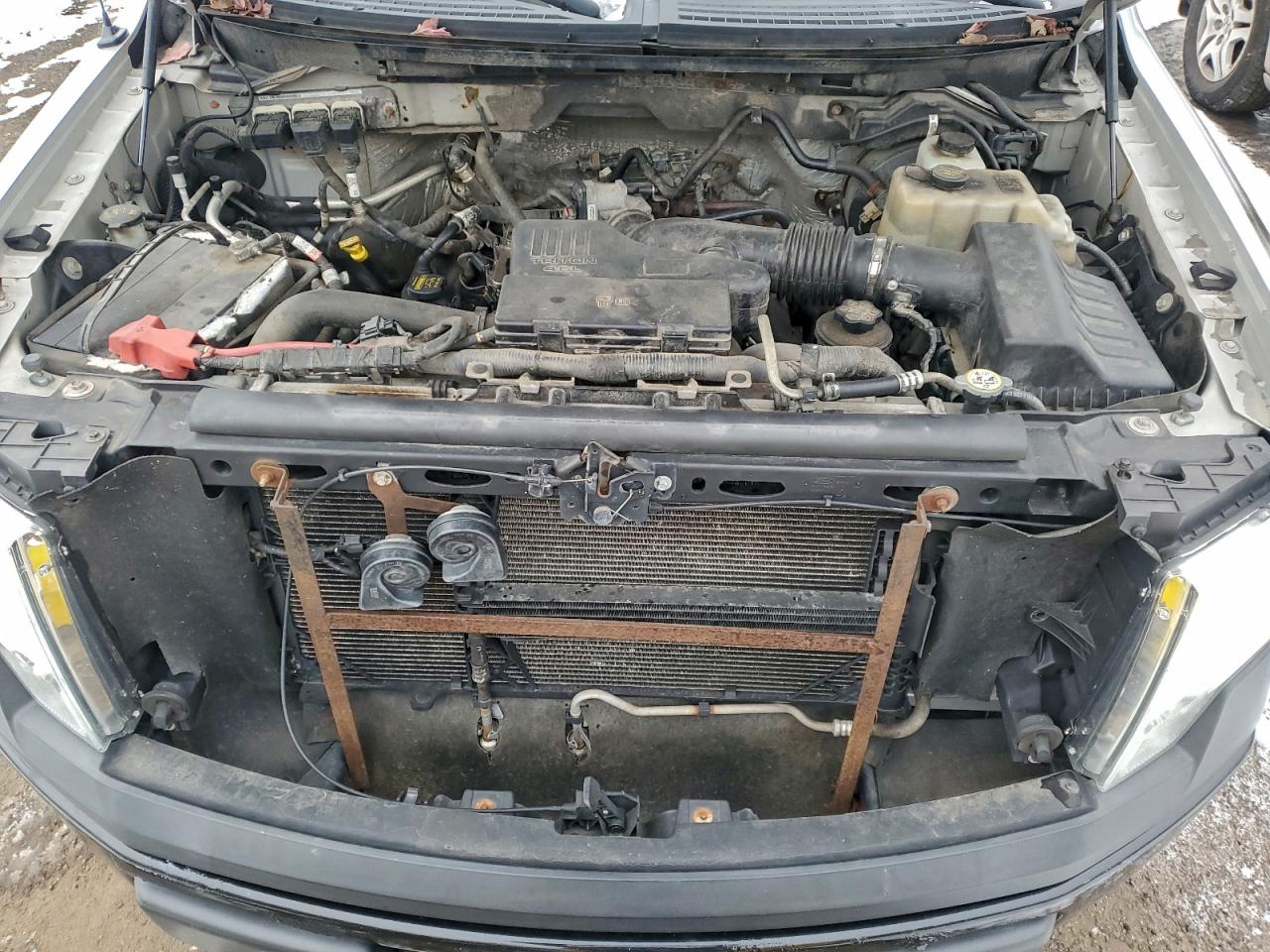 Ford F-150 Super Cab Image 11