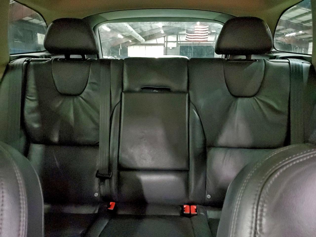 Volvo XC60 3.2 Image 2