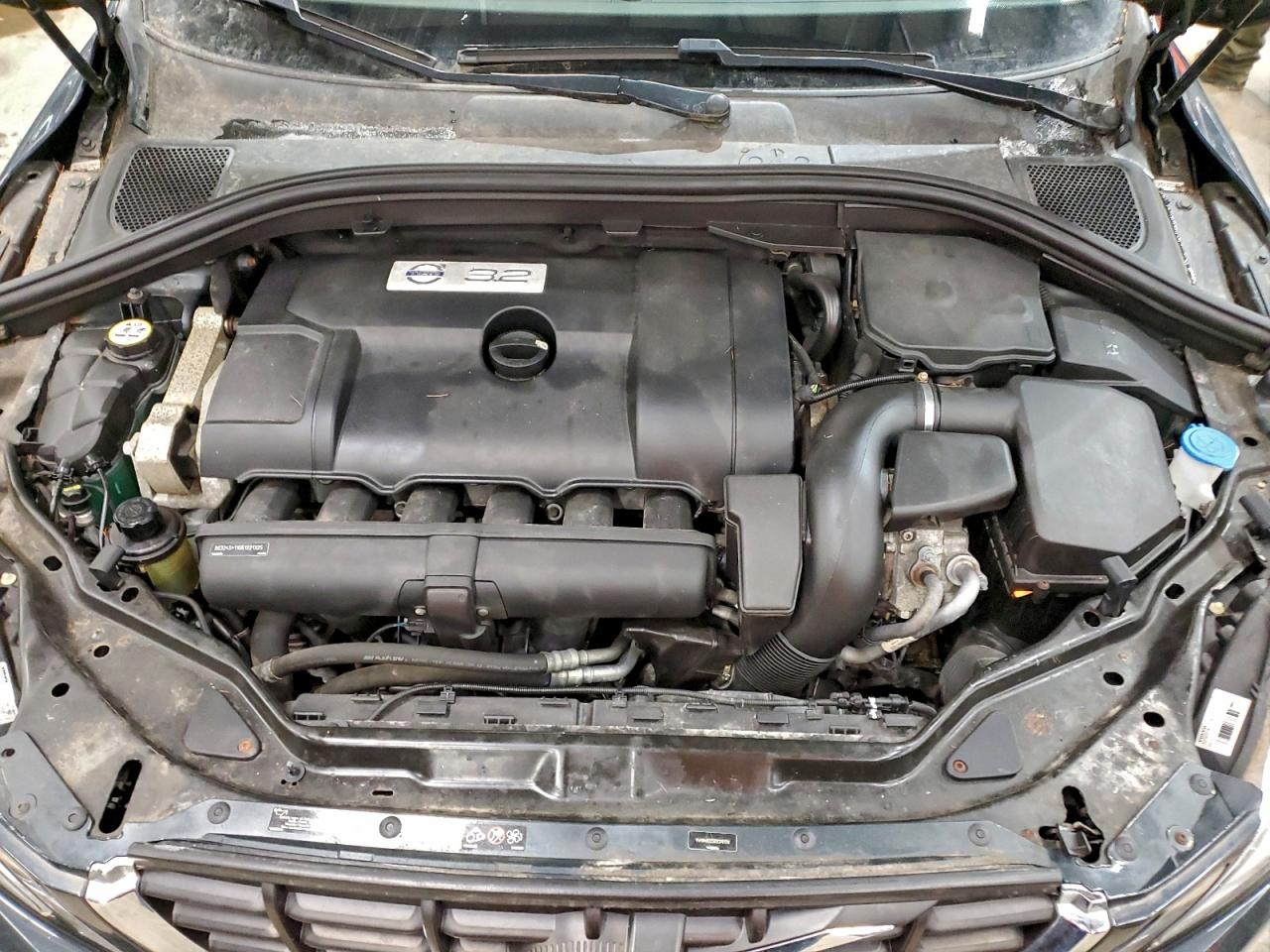 Volvo XC60 3.2 Image 8