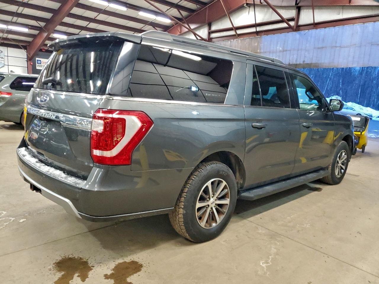 Ford Expedition Max Xlt Image 3