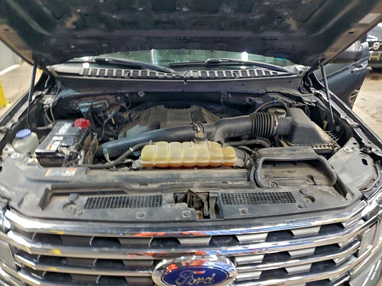 Ford Expedition Max Xlt Image 8