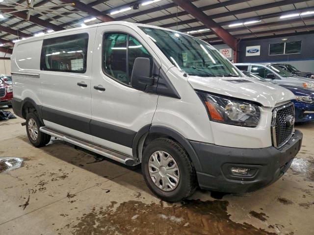 Ford Transit T-250 Image 5