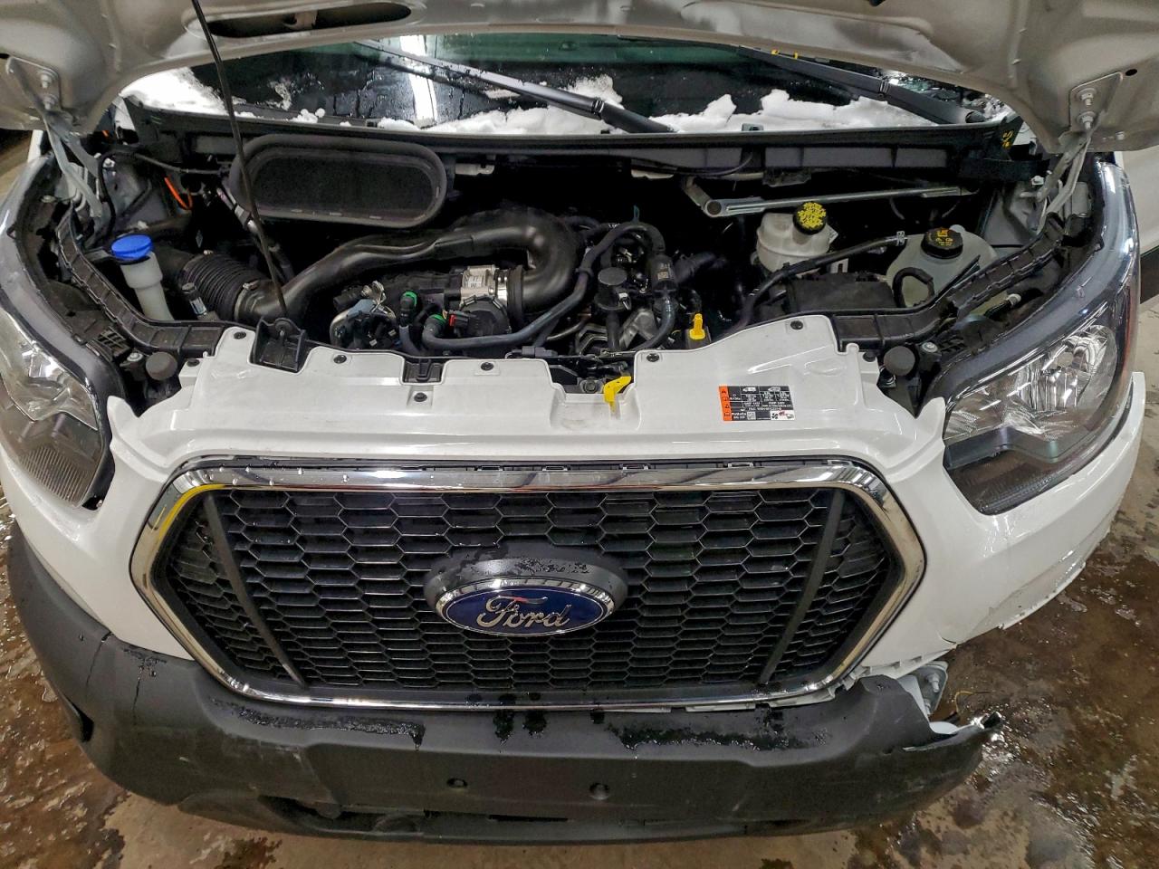 Ford Transit T-250 Image 9