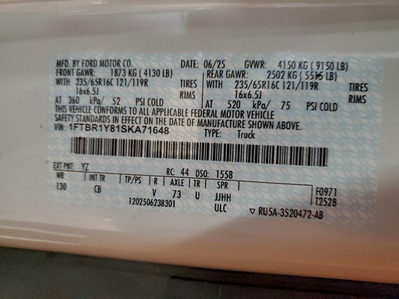 Ford Transit T-250 Image 11