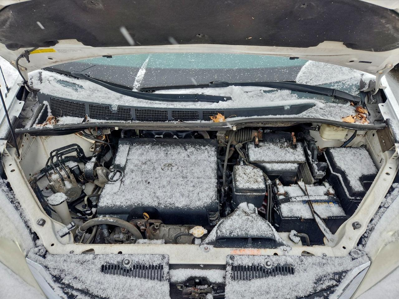 Toyota Sienna Le Image 3