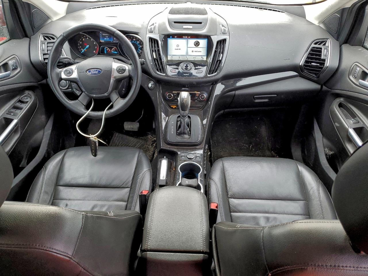 Ford Escape Titanium Image 4