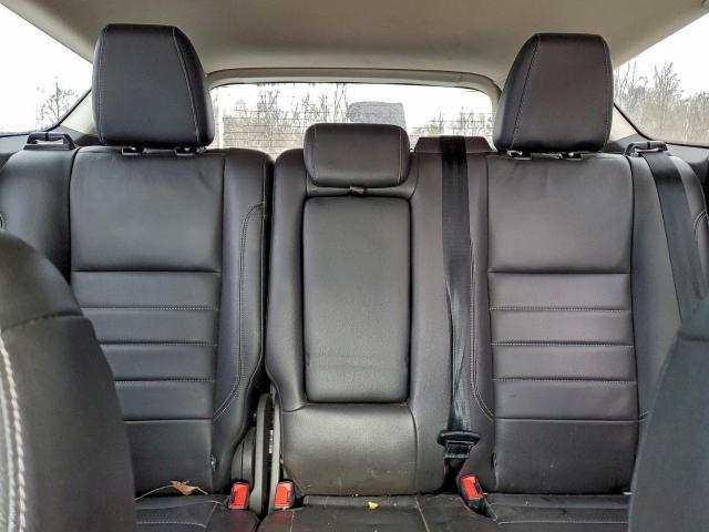 Ford Escape Titanium Image 11