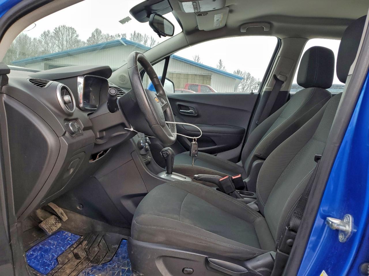 Chevrolet Trax 1ls Image 3