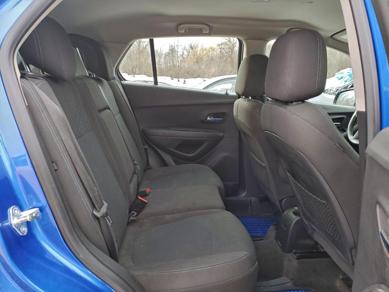 Chevrolet Trax 1ls Image 6