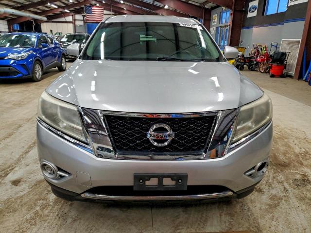 Nissan Pathfinder S Image 9