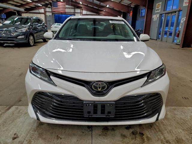 Toyota Camry L Image 6