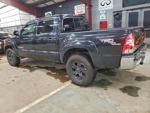 Toyota Tacoma Double Cab Image 3