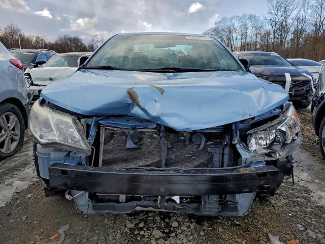 Toyota Camry L Image 5