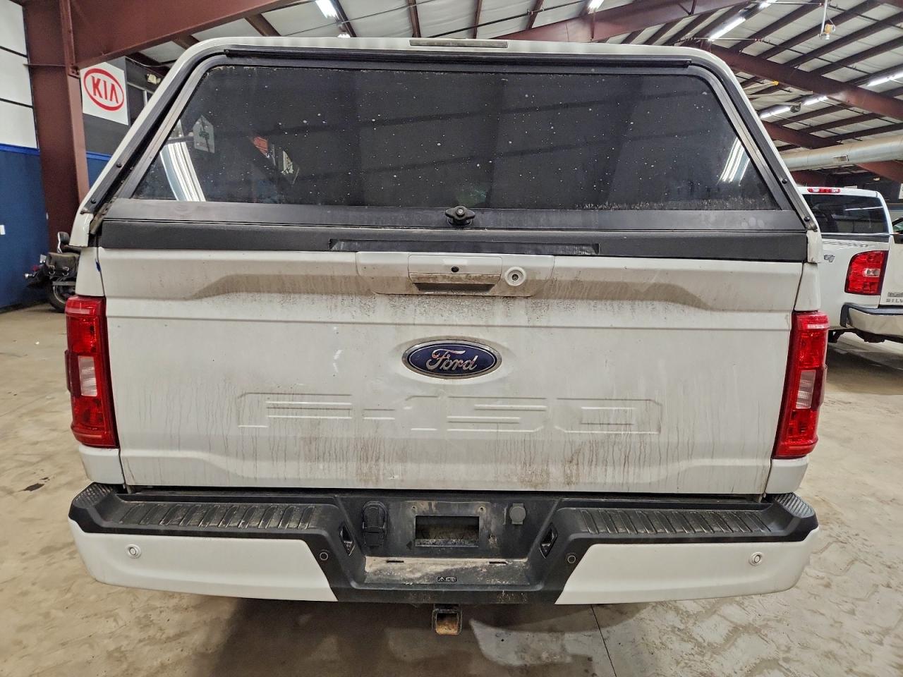 Ford F-150 Supercrew Image 10