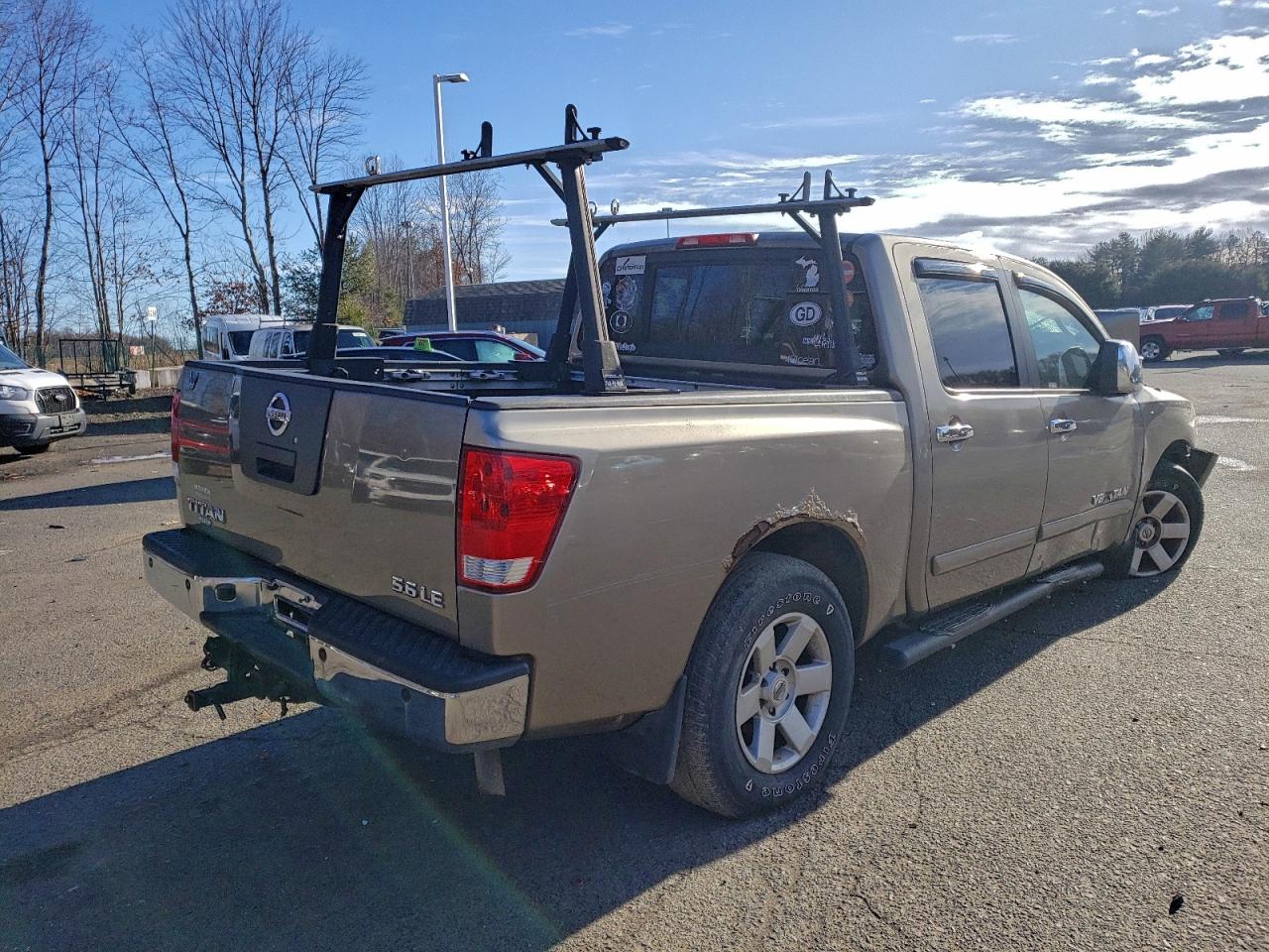 Nissan Titan Xe Image 6