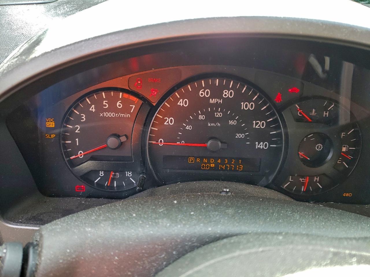 Nissan Titan Xe Image 4