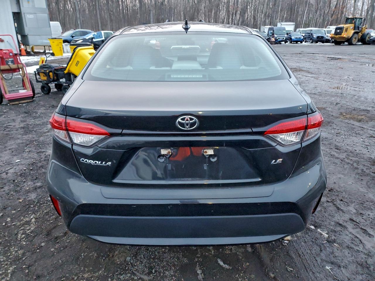 Toyota Corolla Le Image 10