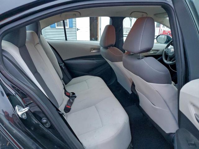 Toyota Corolla Le Image 9