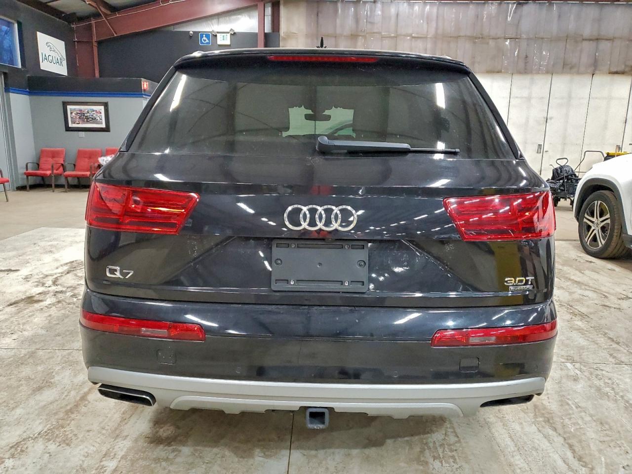 Audi Q7 Premium Plus Image 5