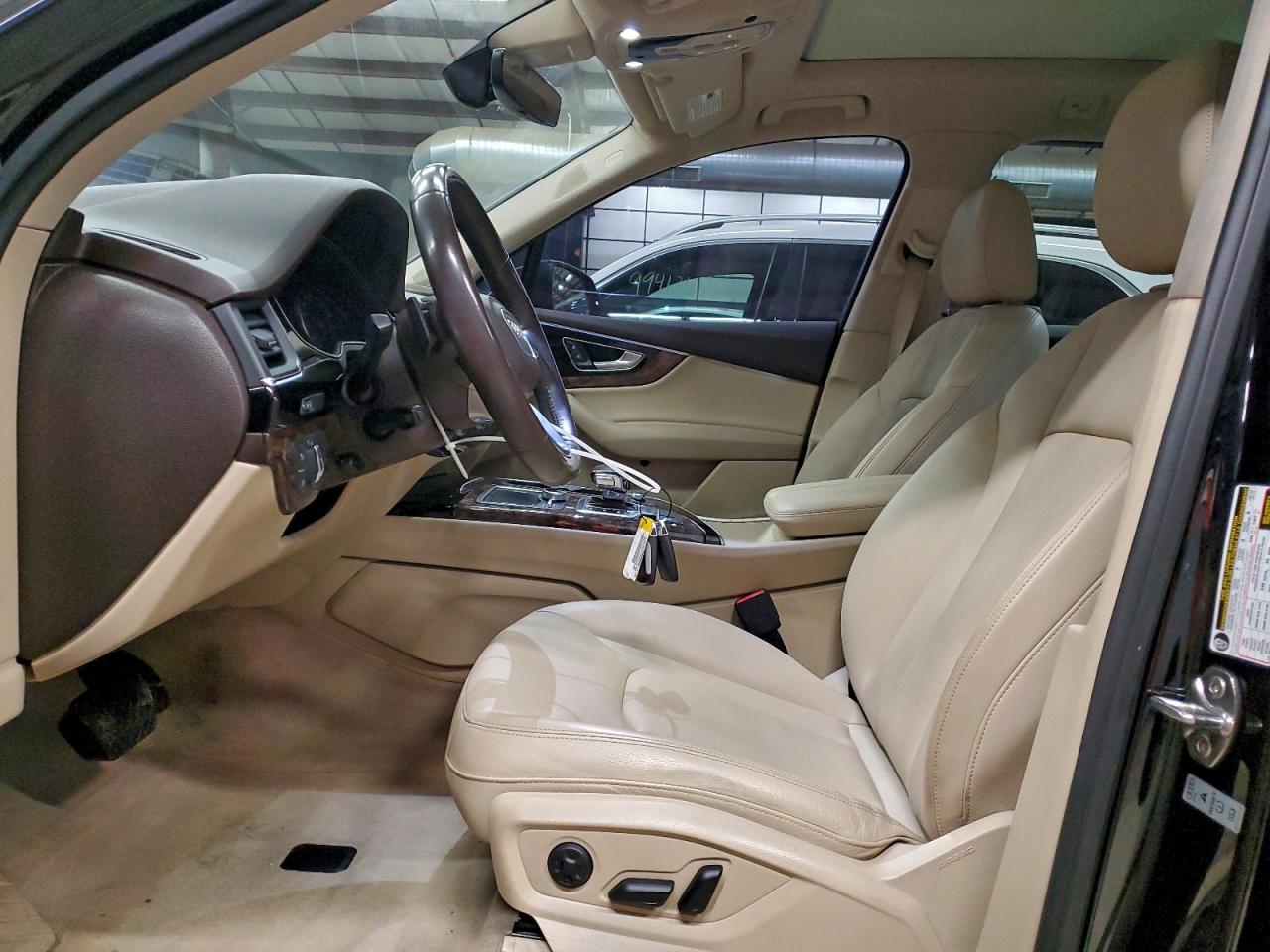 Audi Q7 Premium Plus Image 6