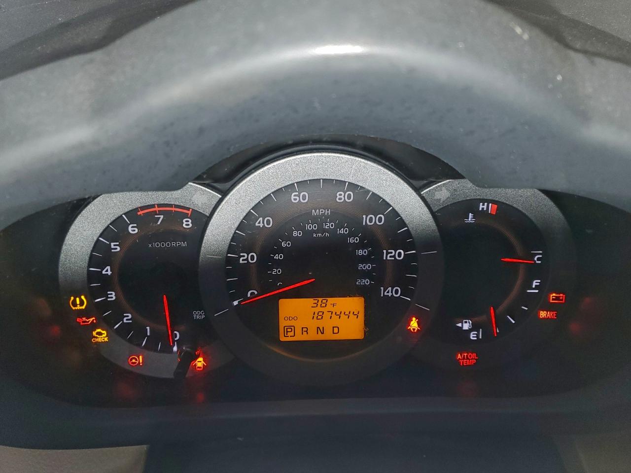 Toyota RAV4 Image 10