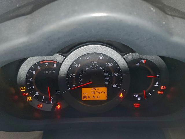 Toyota RAV4 Image 10